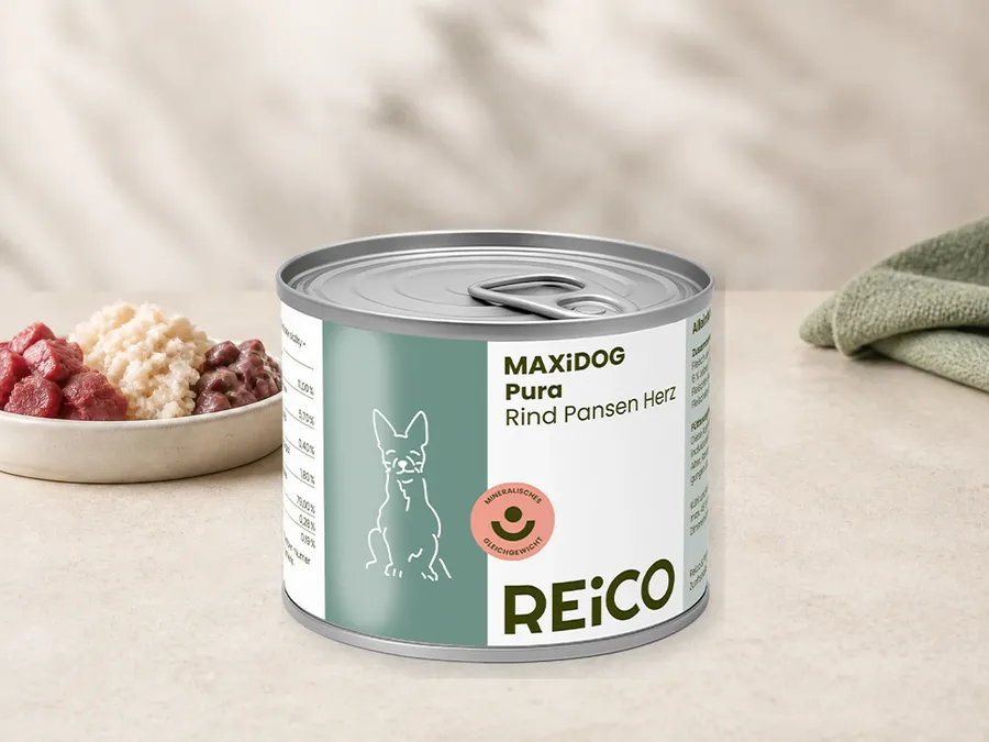 MAXiDOG Pura Rind Pansen Herz als Kategorie-Vorschau mit illustrativen Hinweisen auf Rind, Pansen, Herz; offizielles Produktmotiv für Nassfutter für Hunde.